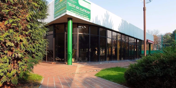 Celodenný vstup alebo permanentka na 5 vstupov do wellness centra hotela Holiday Inn v Bratislave
