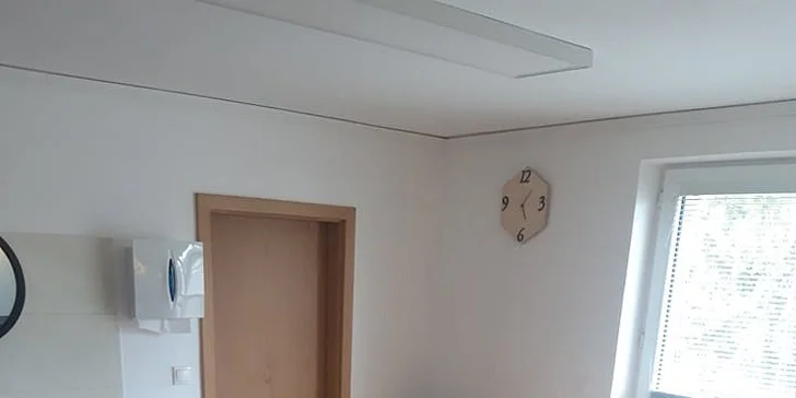 Mikromasáž očného okolia, relaxačné alebo hĺbkové ošetrenie pleti, úprava obočia či darčekový balíček