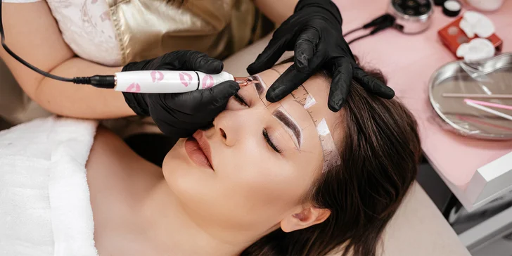 Dokonalé obočie bez námahy: Phibrows microblading a shading obočia
