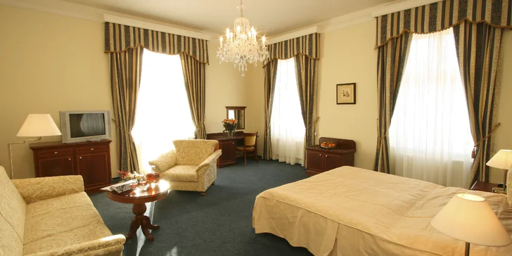 4* relax v Karlových Varoch: bazénové a wellness centrum aj kúpeľné procedúry, raňajky či polpenzia