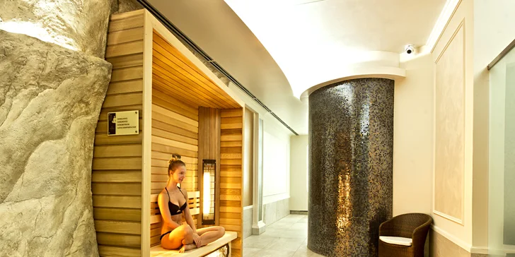 4* relax v Karlových Varoch: bazénové a wellness centrum aj kúpeľné procedúry, raňajky či polpenzia