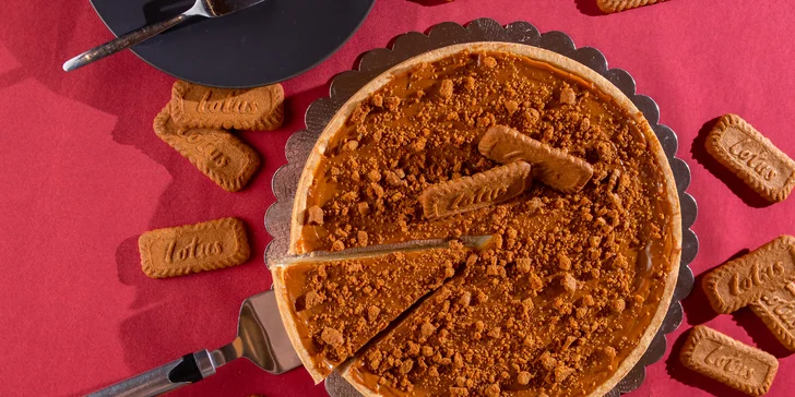Poctivý karamelový cheesecake s Lotus posýpkou pre vaše potešenie - osobný odber alebo rozvoz