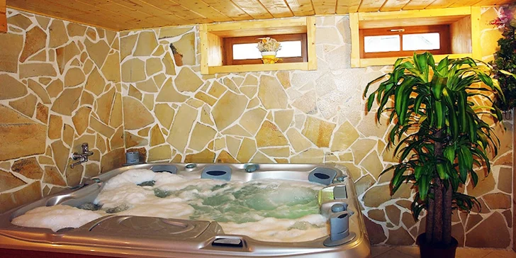 Rodinný pobyt s wellness v krásnej prírode Nízkych Tatrách. Jedno dieťa do 6r. ubytovanie ZDARMA
