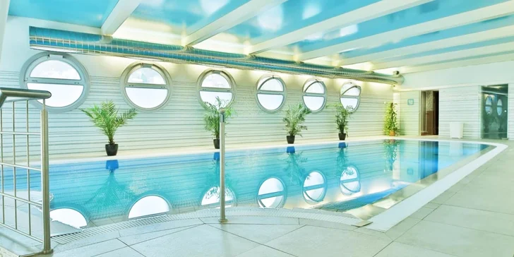 4* pobyt v centre Karlových Varov pre 2 osoby: wellness, chutná strava aj zľava na procedúry