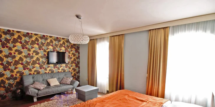 Romantický pobyt v centre Českého Krumlova s ​​raňajkami a proseccom