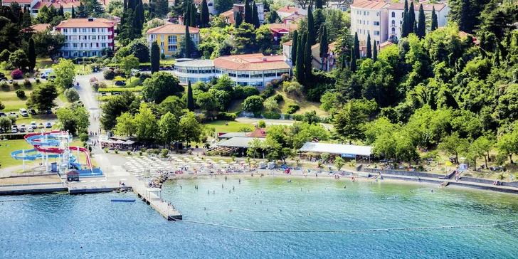 Veľkolepá dovolenka v letovisku Izola: 4* hotel so stravou, plážou i tobogánom, 2 deti do 14,9 rokov zdarma