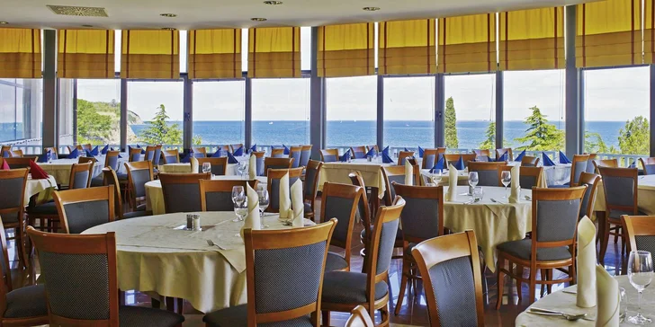 Veľkolepá dovolenka v letovisku Izola: 4* hotel so stravou, plážou i tobogánom, 2 deti do 14,9 rokov zdarma