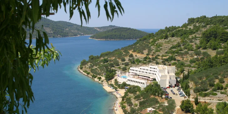 Dovolenka na Korčuli: hotel so súkromnou plážou a bazénom, all inclusive, izby pre dvojicu aj celú rodinu