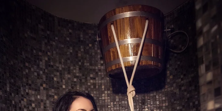 Romantický VIP privátny wellness vstup pre dvoch + masáž lávovými kameňmi a občerstvenie