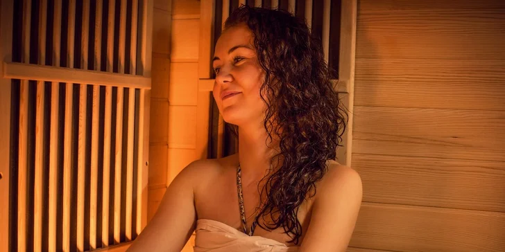Romantický VIP privátny wellness vstup pre dvoch + masáž lávovými kameňmi a občerstvenie