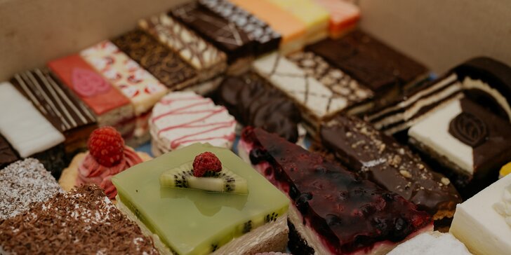Domáce zákusky a nahé aj fondánové torty od Cake Look s donáškou v Prešove a okolí