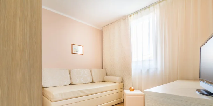 Chorvátsky ostrov Krk: 4* hotel Malin pri pláži, polpenzia a až 2 deti do 12 rokov zdarma