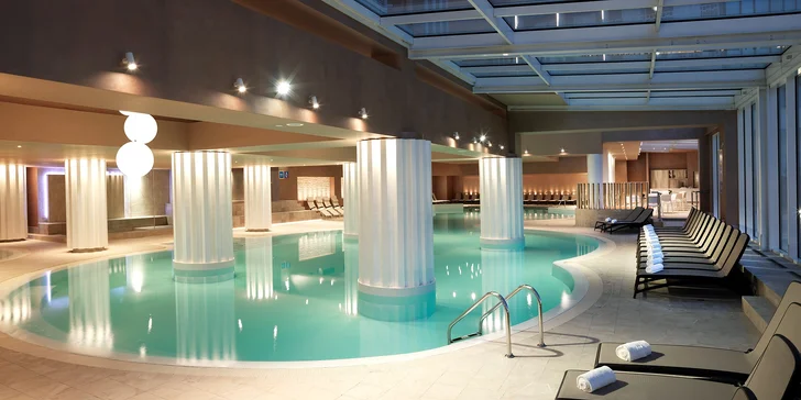 Dovolenka v Portoroži: 4* hotel pri mori s raňajkami či polpenziou a bazénmi