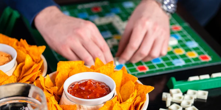 Hybaj do Storm Baru na 8 veľkých pív Bernard a 2x nachos so salsou!