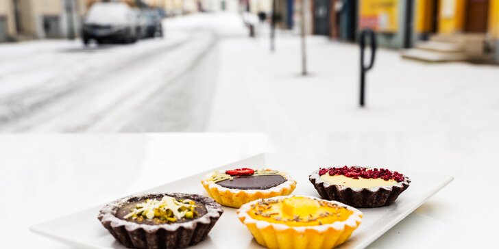 Domáce zákusky a nahé aj fondánové torty od Cake Look s donáškou v Prešove a okolí