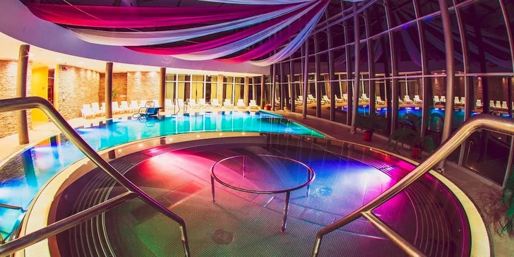 Špičkový hotel s neobmedzeným vodným a saunovým svetom počas celého pobytu, aj v deň odchodu!