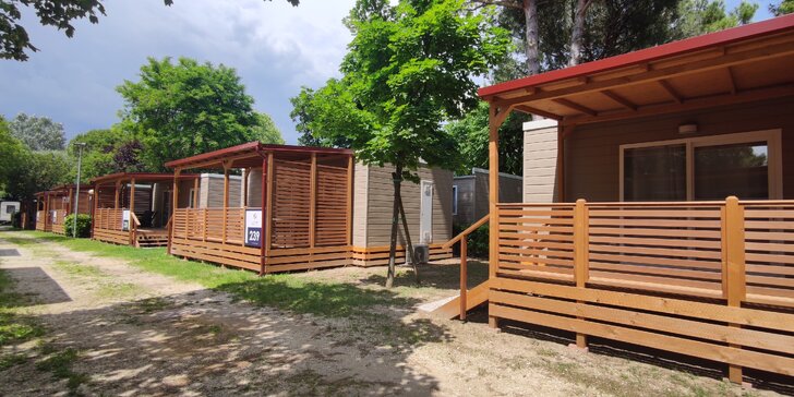 Rodinný pobyt v Taliansku: plne vybavený mobilný domček, súkromná pláž, množstvo bazénov a atrakcií