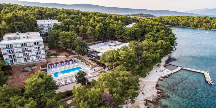 All inclusive dovolenka na Hvare: 4* hotel s wellness pri pláži, 1 dieťa do 11,9 rokov zdarma