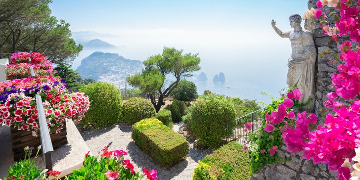 Poznávací letecký zájazd do Kampánie: sopka Vezuv, ostrov Capri a mesto Caserta
