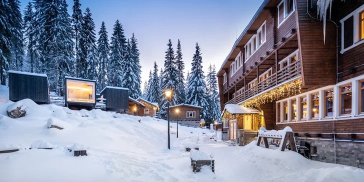Dovolenka uprostred lesa v nových, unikátnych Björnson Tree Houses*** s exteriérovým wellness