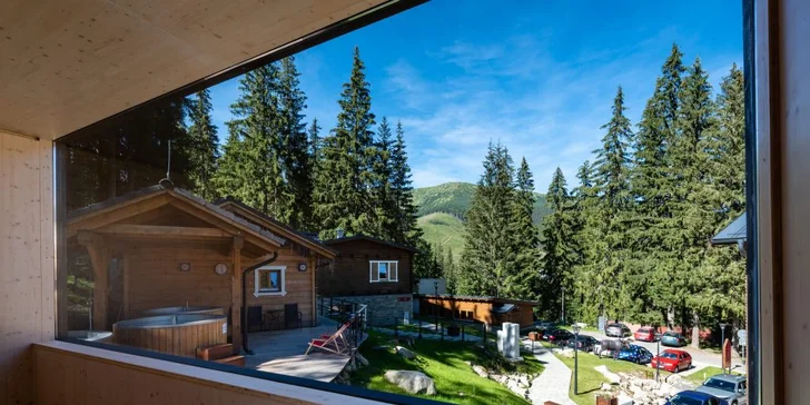 Dovolenka uprostred lesa v nových, unikátnych Björnson Tree Houses*** s exteriérovým wellness