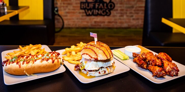 Hot dog, smažené krídelká alebo burger aj s prílohami v Bufallo Wings