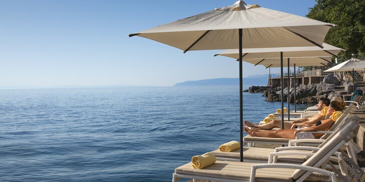 4* pobyt s polpenziou na vyhlásenej Opatijskej riviére: hotel s bazénmi, saunami a súkromnou plážou