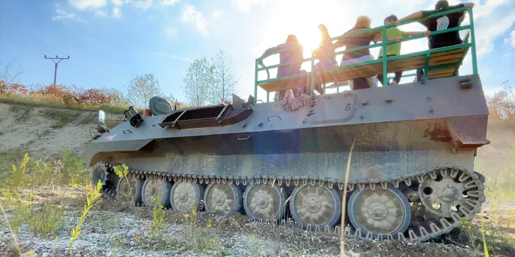 Adrenalínová jazda na beštiálnych obrnených transportéroch MT-LBu alebo OT-64 SKOT