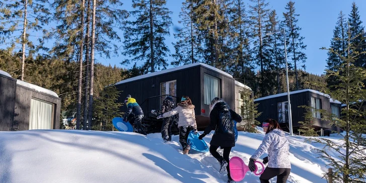 Dovolenka uprostred lesa v nových, unikátnych Björnson Tree Houses*** s exteriérovým wellness
