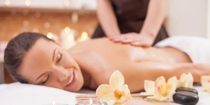 Tri druhy masáží pre vaše uvoľnenie: klasická, AMMA alebo AROMATOUCH masáž