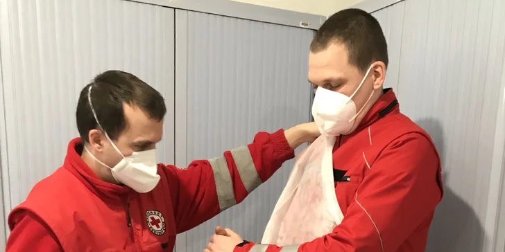 Naučte sa, ako podať prvú pomoc dospelému aj dieťaťu na online kurze Slovenského Červeného kríža