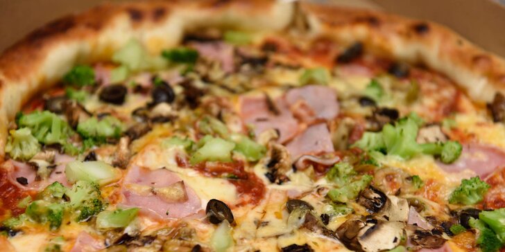 Vyberte si z 8 druhov pizze - aj rozvoz