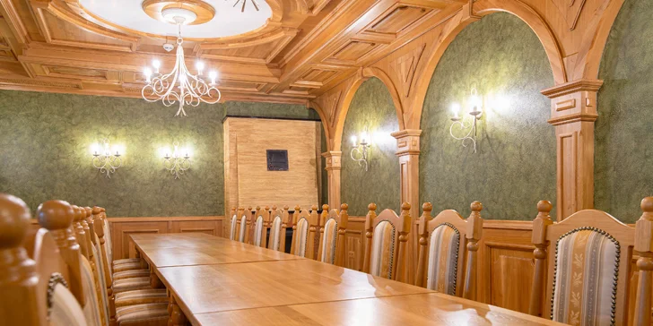 Úplne nový 4* hotel vo Vršatskom podhradí: wellness pobyt s polpenziou