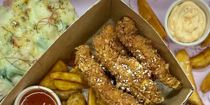 Chrumkavé kuracie stripsy s bohatou prílohou alebo tortilla s kávou vo Vagabund Street Food