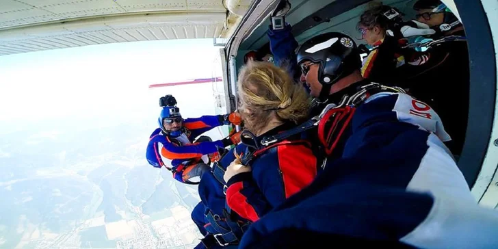 Zoskočte si z výšky až 4000 m aj s možnosťou videozáznamu!