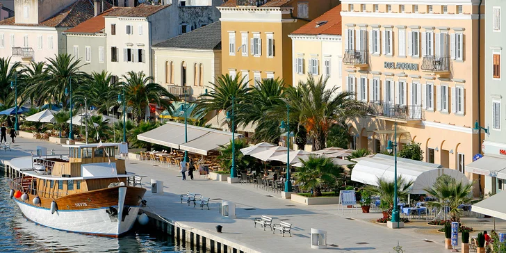 4* boutique hotel s raňajkami na krásnom ostrove Lošinj priamo na promenáde