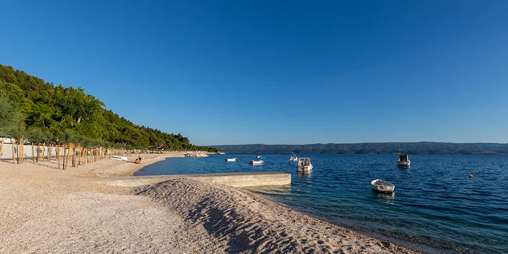 Na dovolenku do Chorvátska: hotel v Omiši blízko pláže, polpenzia