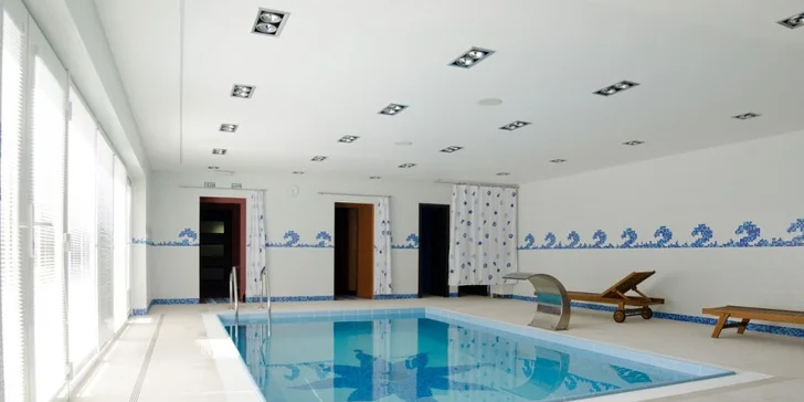 Privátny vstup do bazéna s wellness pre dvoch či celú rodinu