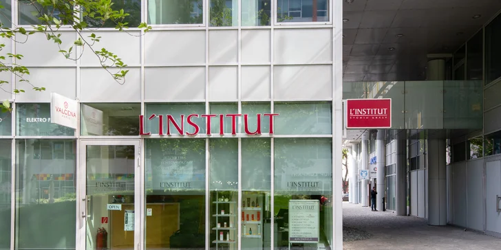 Strih a farbenie v salóne L´INSTITUT s kvalitnou talianskou kozmetikou