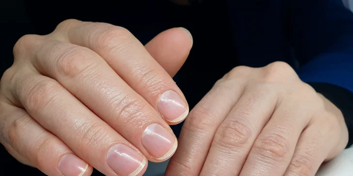 Rozmaznávajte svoje ruky: japonská alebo klasická manikúra či regeneračné ošetrenie IBX
