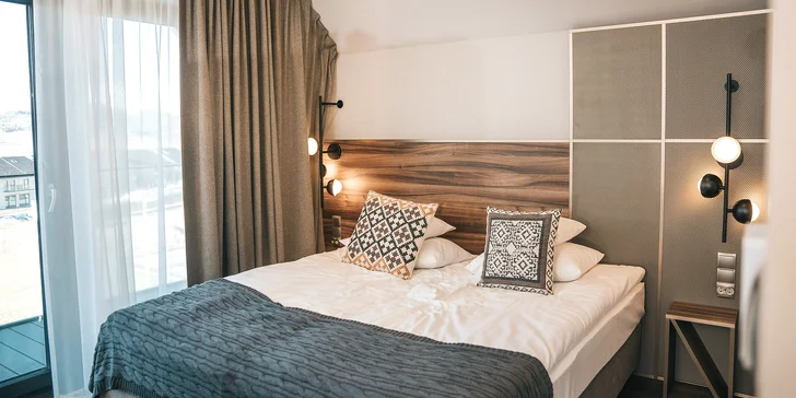 Pobyt v poľských Krkonošiach: nové apartmány pri jazere Sosnówka, raňajky či polpenzia