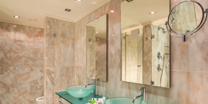 5* hotel v novorenesančnom paláci v centre Prahy: luxusné izby, varianty s raňajkami aj voľným vstupom do spa