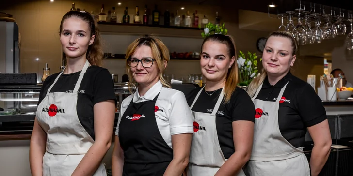 Zimný 34ks sushi set pre 2 osoby v reštaurácii SUSHIHANIL