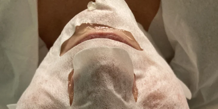 Kyslíková terapia, hĺbkové čistenie pleti proti akné alebo relaxačné ošetrenie s masážou v kozmetickom salóne Stella
