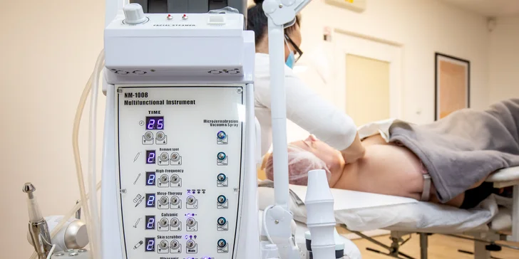 Kyslíková terapia, hĺbkové čistenie pleti proti akné alebo relaxačné ošetrenie s masážou v kozmetickom salóne Stella