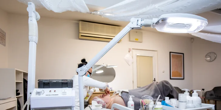 Kyslíková terapia, hĺbkové čistenie pleti proti akné alebo relaxačné ošetrenie s masážou v kozmetickom salóne Stella