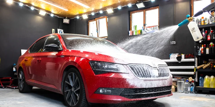 Kvalitná starostlivosť pre auto: profesionálne a detailné čistenie interiéru aj exteriéru v Bad Boy's Garage