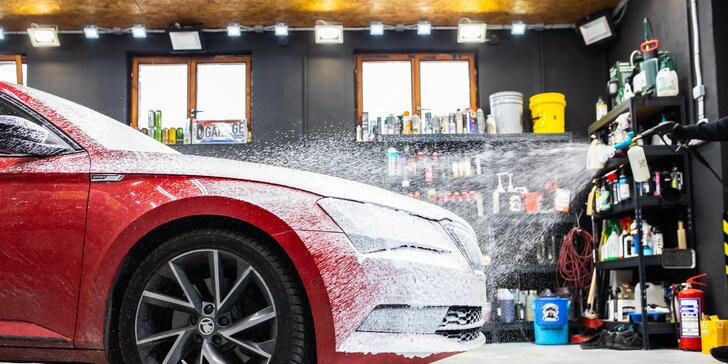 Kvalitná starostlivosť pre auto: profesionálne a detailné čistenie interiéru aj exteriéru v Bad Boy's Garage