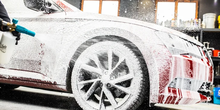 Kvalitná starostlivosť pre auto: profesionálne a detailné čistenie interiéru aj exteriéru v Bad Boy's Garage
