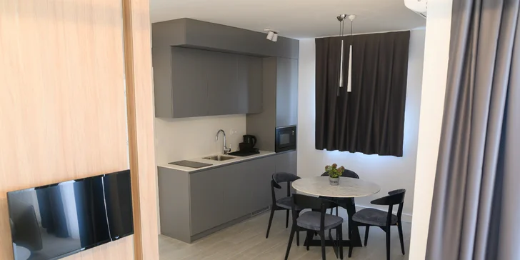 Užite si Jadranské more: apartmány kúsok od pláže a neďaleko Trogiru